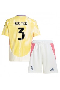 Juventus Gleison Bremer #3 Babytruitje Uit tenue Kind 2024-25 Korte Mouw (+ Korte broeken)